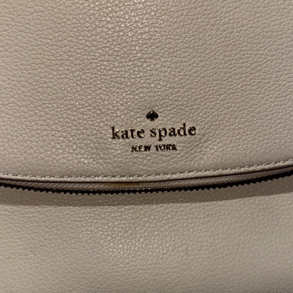 🚩FINAL! Kate Spade White Shoulder Bag with Curved Flap - Picture 13 of 16